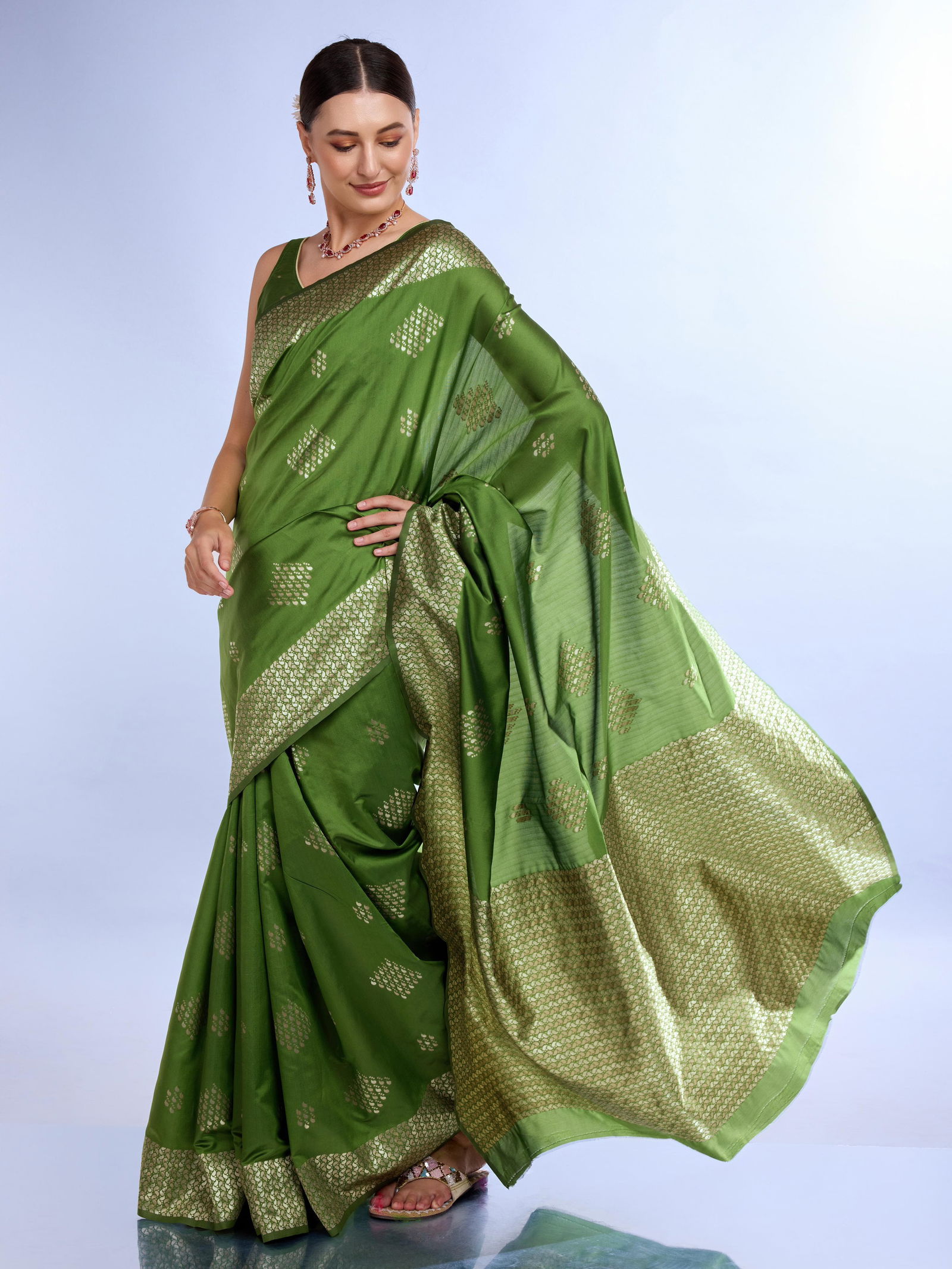 KL Magic 403 Designer Lichi Silk Party Wear Sarees Suppliers In Mumbai